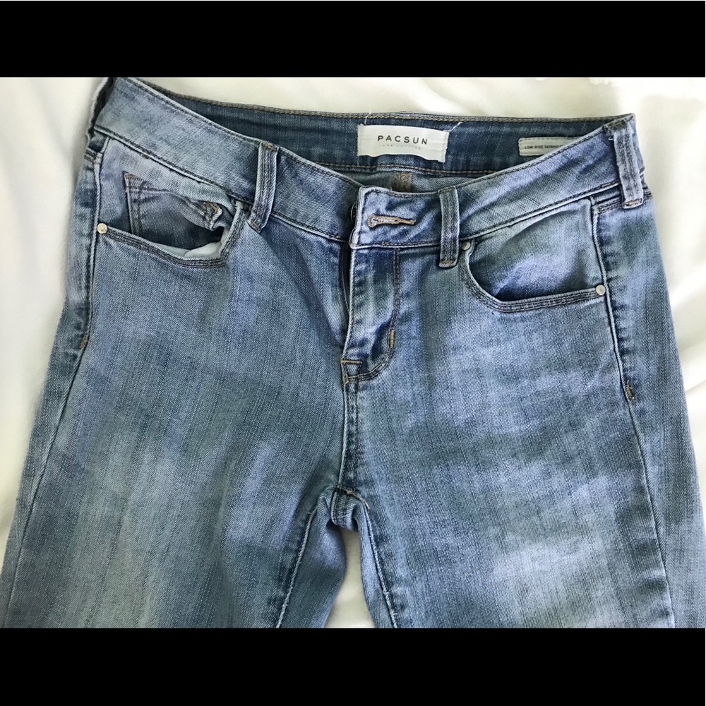 Pacsun Light wash jeans